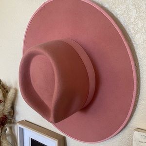 Pink / rose wool rancher hat
